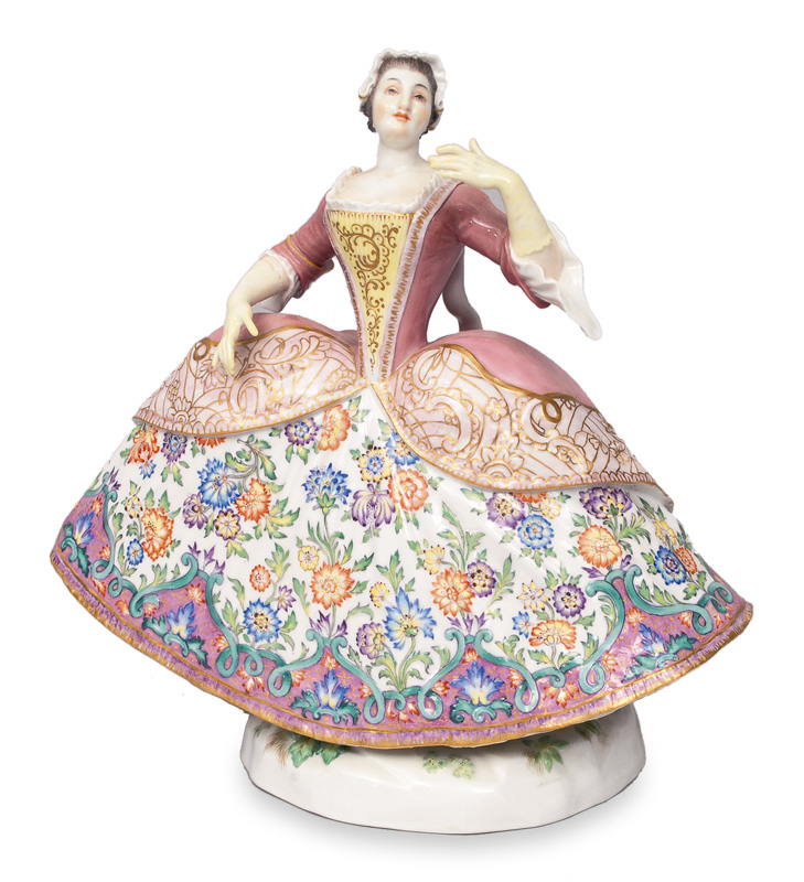 A figurine "Lady with crinoline dress"