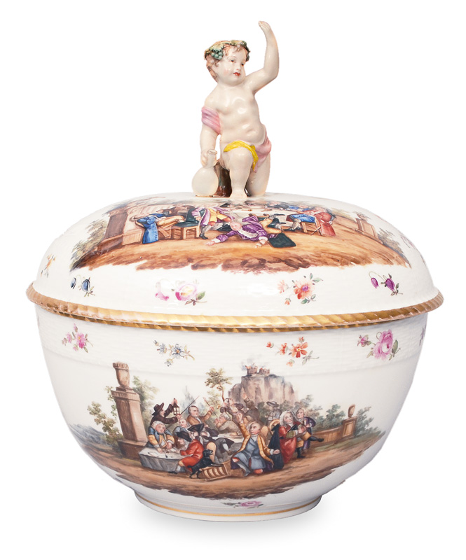 A big tureen with scenes after Wiliam Hogarth