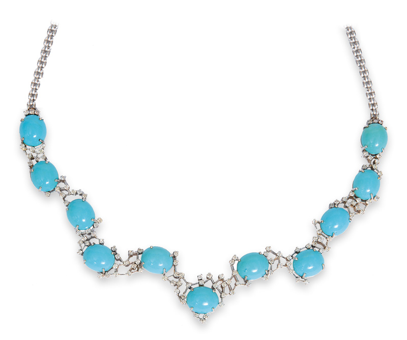 A fine turquoise necklace
