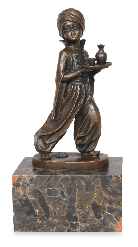 Kleine Bronze-Figur "Mohr mit Tablett"
