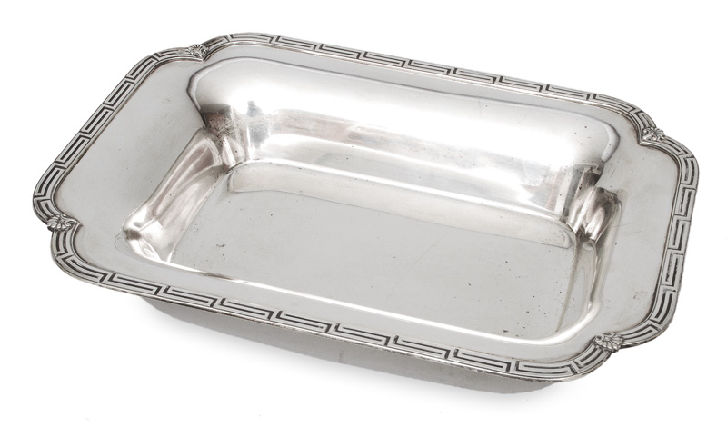 Wilkens & Söhne, gegr. 1810 in Bremen - An oblong Bowl with meander-shaped frieze An oblong Bowl with meander-shaped frieze