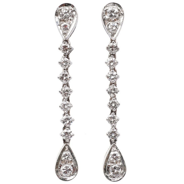 A pair of diamond earpendants