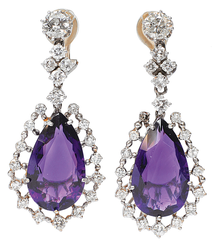 A pair of amethyst diamond earpendants