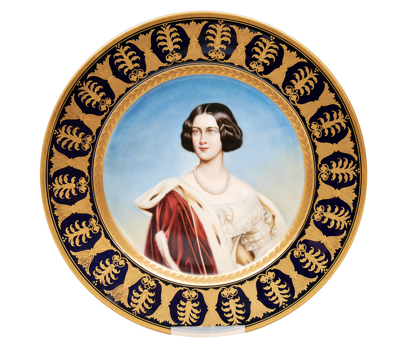 A portrait plate "Mary of Bavaria"
