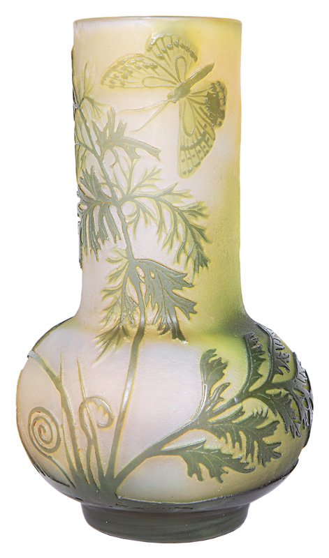 A cameo vase with fern decoration