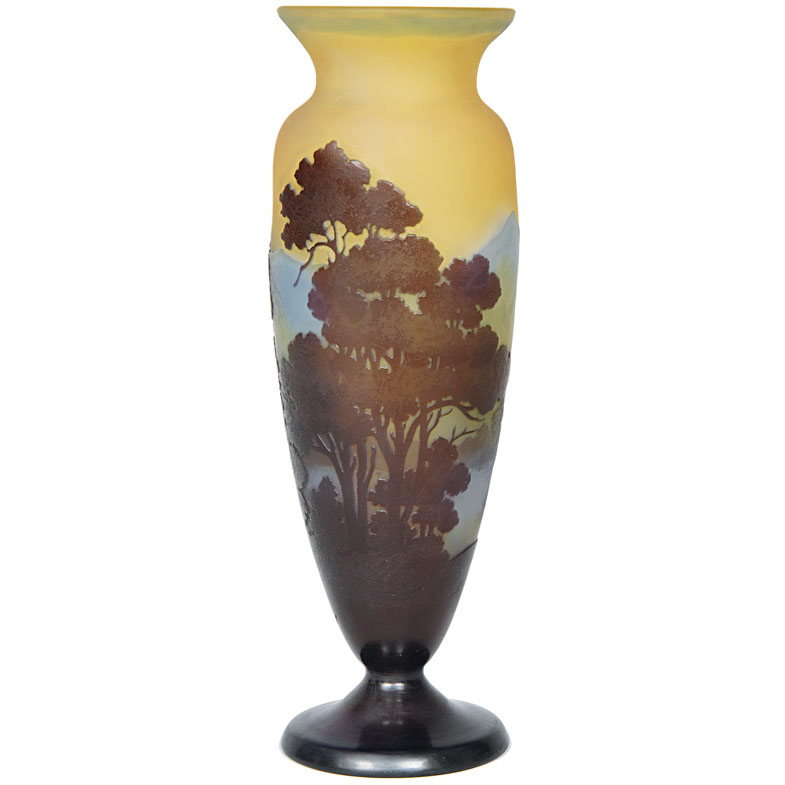 Jugendstil-Vase mit Landschafts-Dekor