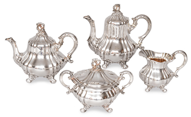 Bruckmann & Söhne, gegr. 1805 in Heilbronn - A coffee and tea service in the style of Barouqe A coffee and tea service in the style of Barouqe