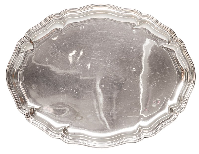 A small oval tray