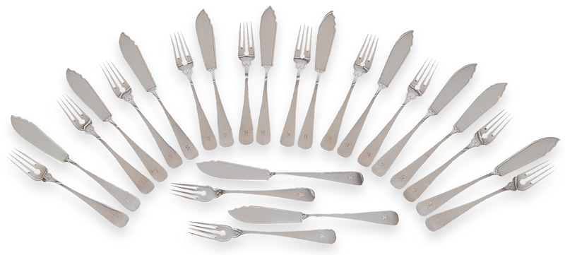 An Art Nouveau fish cutlery for 12 persons