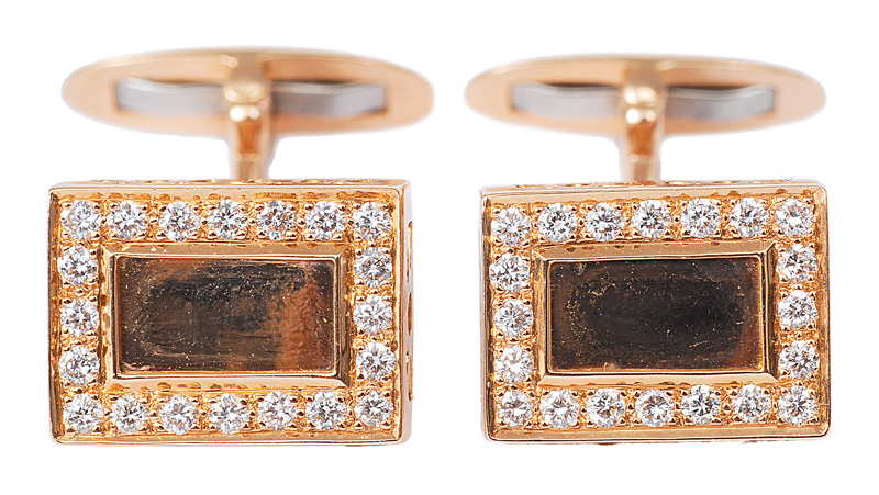 A pair cufflinks with diamonds