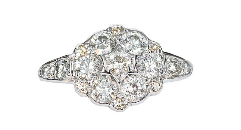 A flowershaped diamond ring