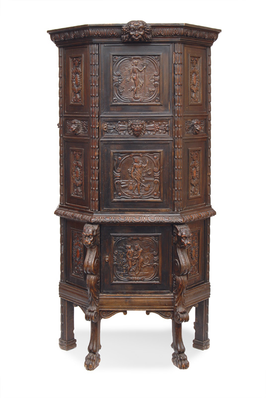 A small Historismus cabinet