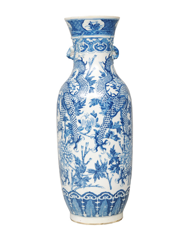 Große Vase mit Drachen-Dekor
