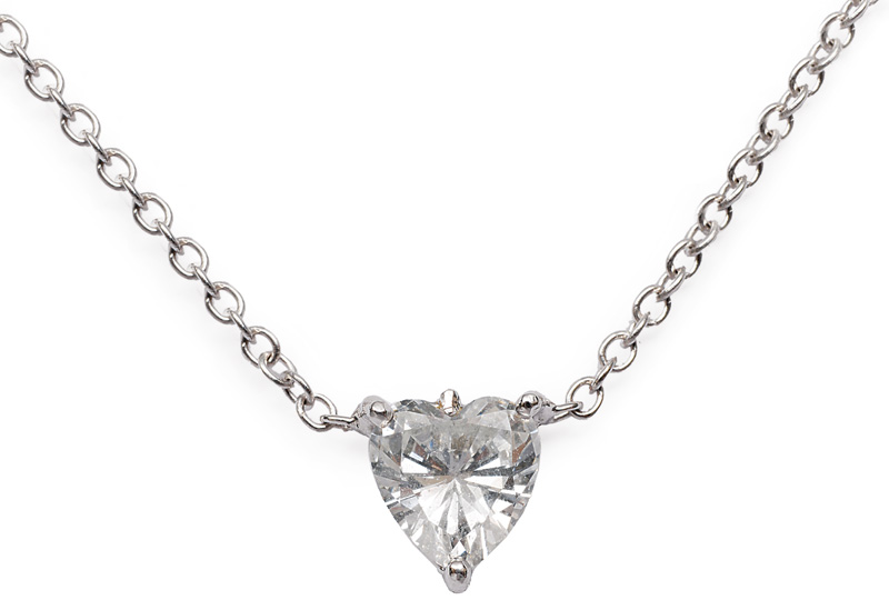 A heartcut diamond pendant with necklace