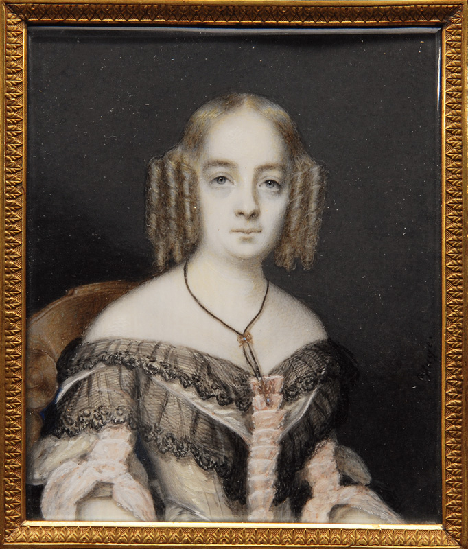 - A fine portrait minature "elegant lady in a Biedermeier-dress with black lace " A fine portrait minature "elegant lady in a Biedermeier-dress with black lace "