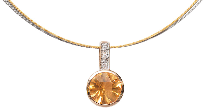 A citrine pendant with circlet necklace