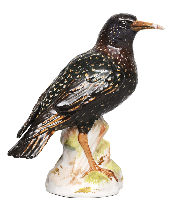 An animal figurine "Starling"