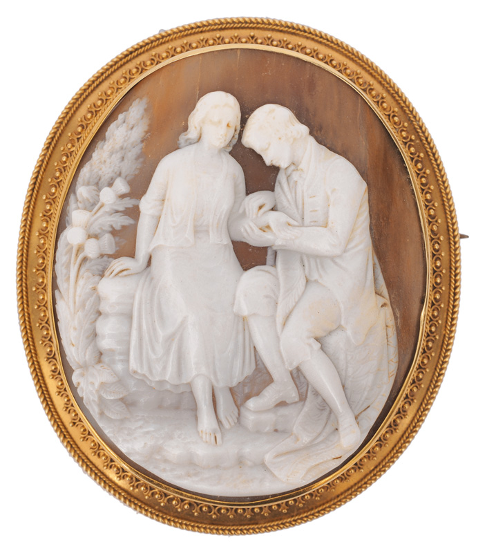 A cameo brooch "Young couple"