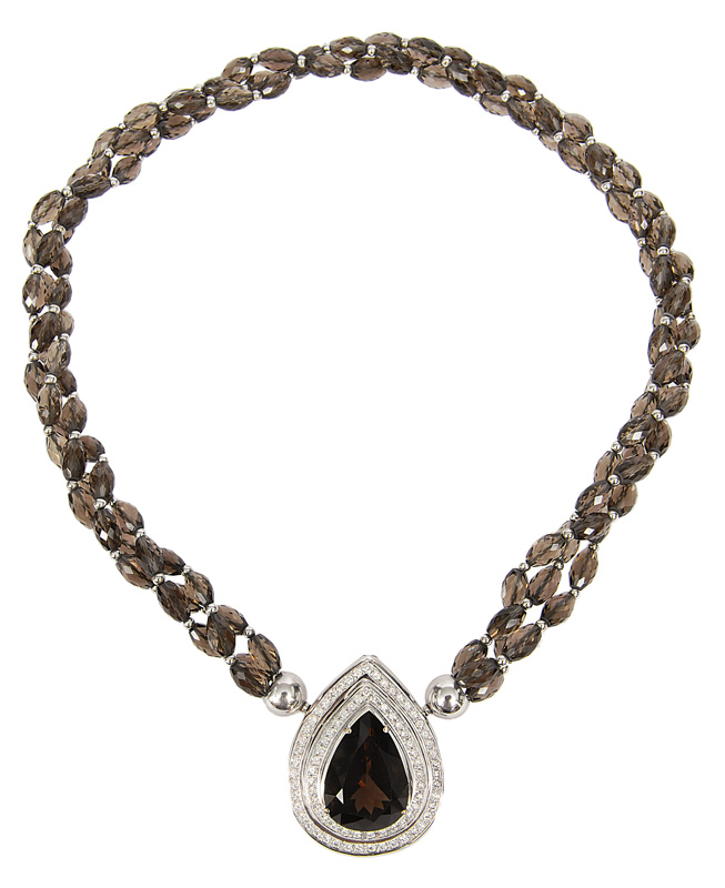 A smoky quarz diamond pendant with necklace