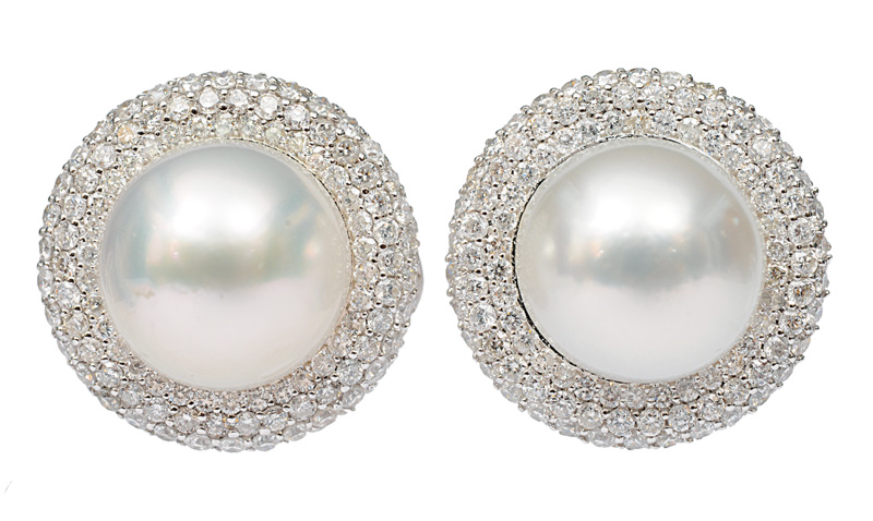 A pair of Southsea pearl diamond earstuds