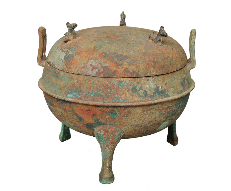 A ritual food vessel of the type "Ding"