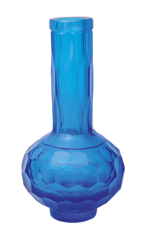 A Beijing glass bottle vase