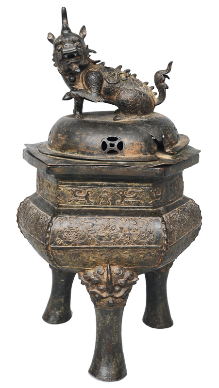 Bedeutender Bronze-Weihrauchbrenner mit Qilin-Fabelwesen
