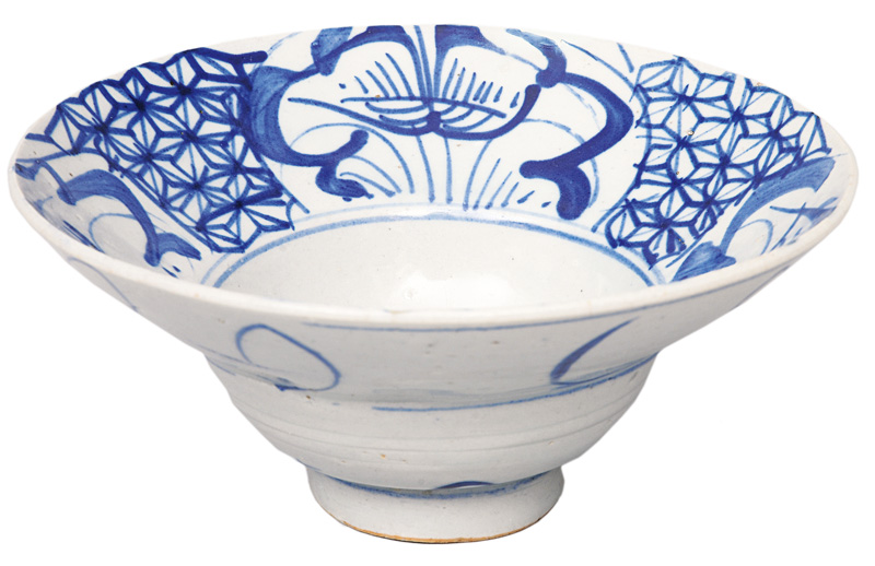 A bowl with largely everted rim