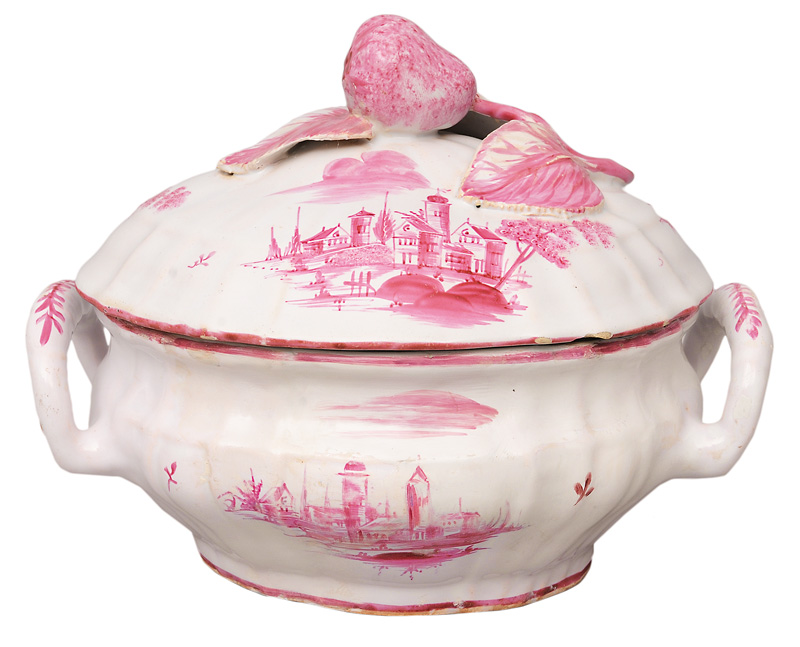 A tureen with purple landscape