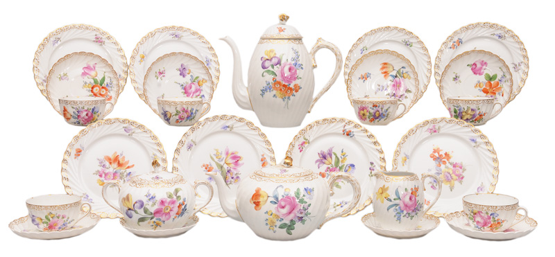A coffee and tea service "Gerippt" for 6 persons