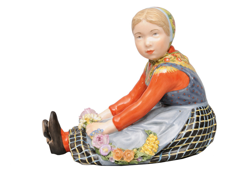 Trachtenfigur "Mädchen mit Blumengirlande aus Jütland"
