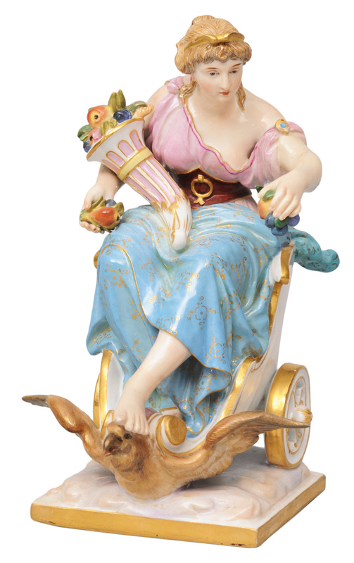 A figurine "Flora"