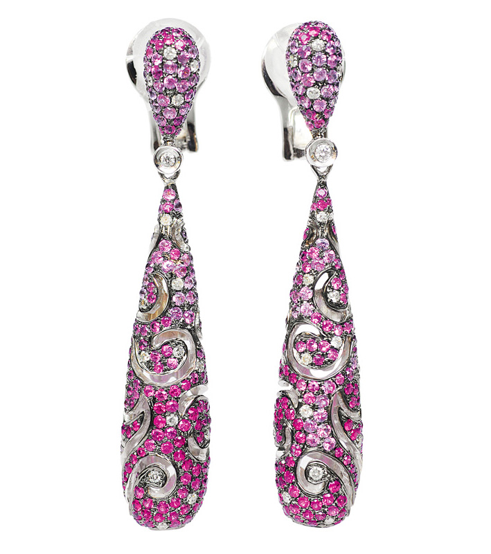 A pair of pink sapphire diamond earpendants