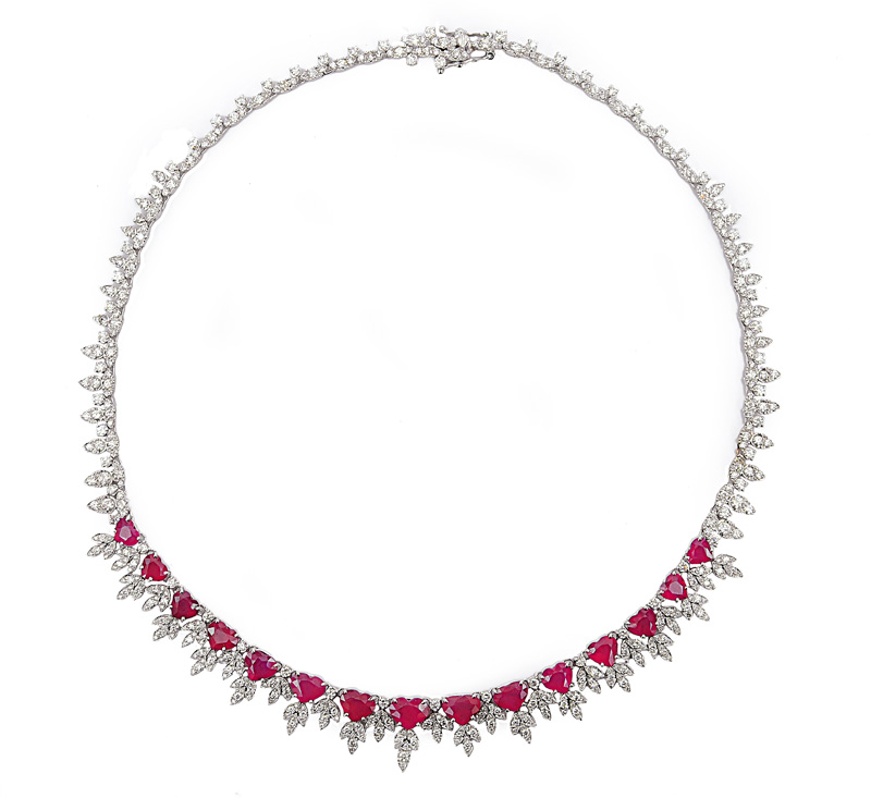 A splendid necklace with heartshaped rubies and diamonds