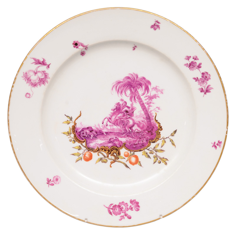 A plate with an exotic hunting scene in purple camaieu