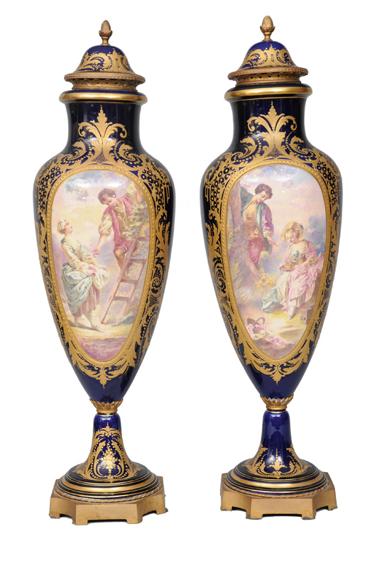 A pair of Sèvres-vases with romantic scenes A pair of Sèvres-vases with romantic scenes