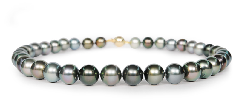 A Tahiti pearl necklace