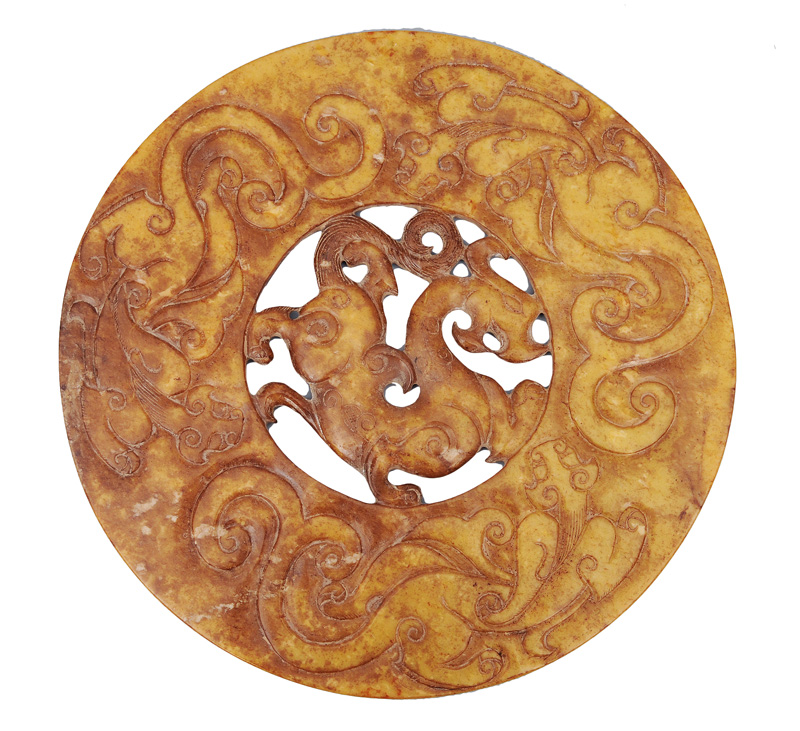 A jade-disc "Bi" with Chilong-decoration