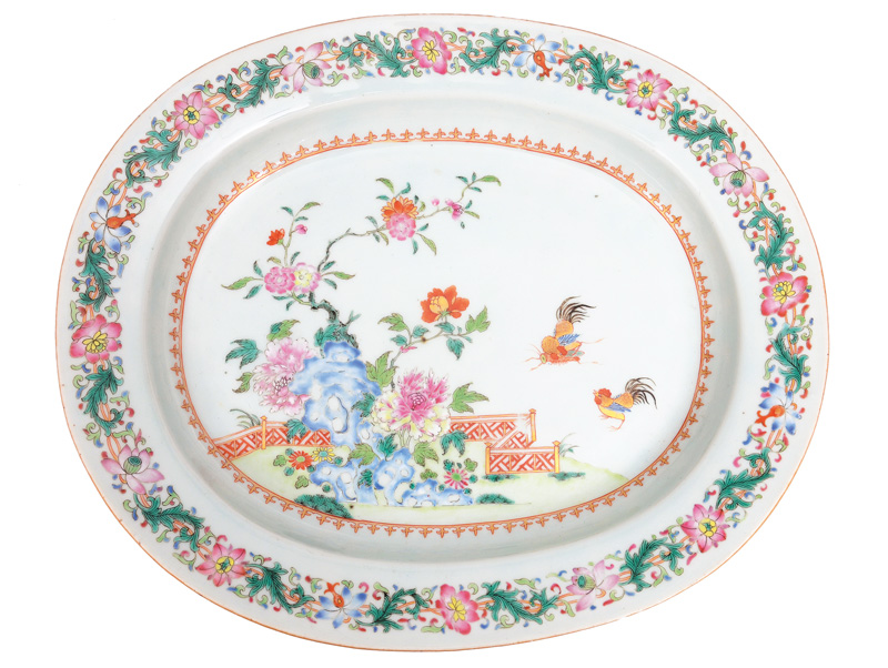 A large oval Famille-Rose plate with cockerels