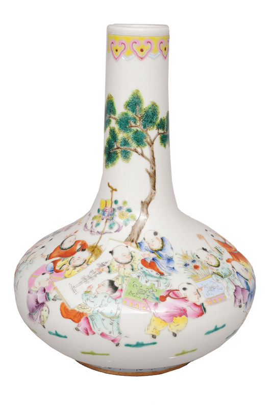 A rich bottle-vase with children playing