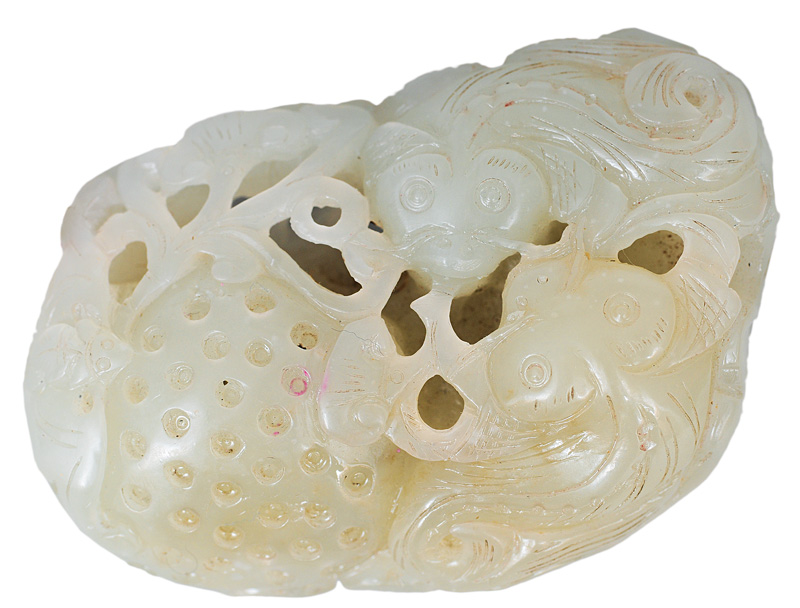 A jade-palmstone with Chilong creatures