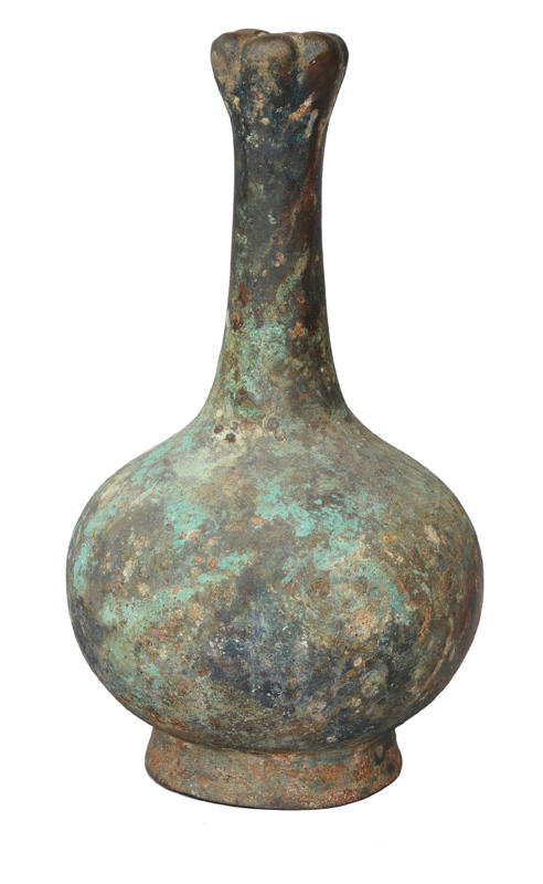 Große Bronze-Flaschenvase in Knoblauchform Große Bronze-Flaschenvase in Knoblauchform