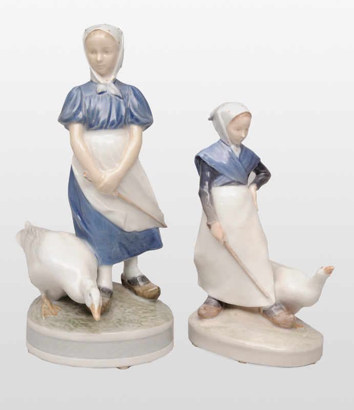 Two figurines "Goose girl"