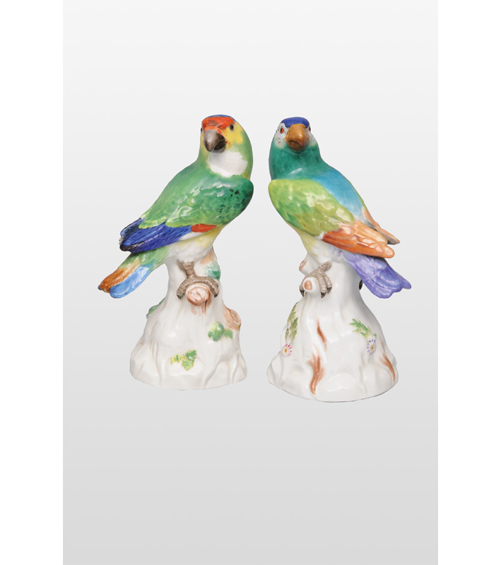 Two animal figurines "Parrots"