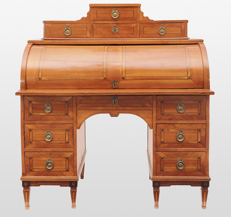 An elegant Louis Seize bureau