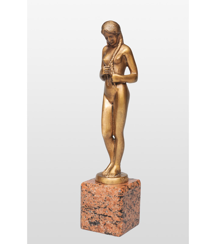 Bronze-Figur "Sich die Haare flechtender Frauenakt"