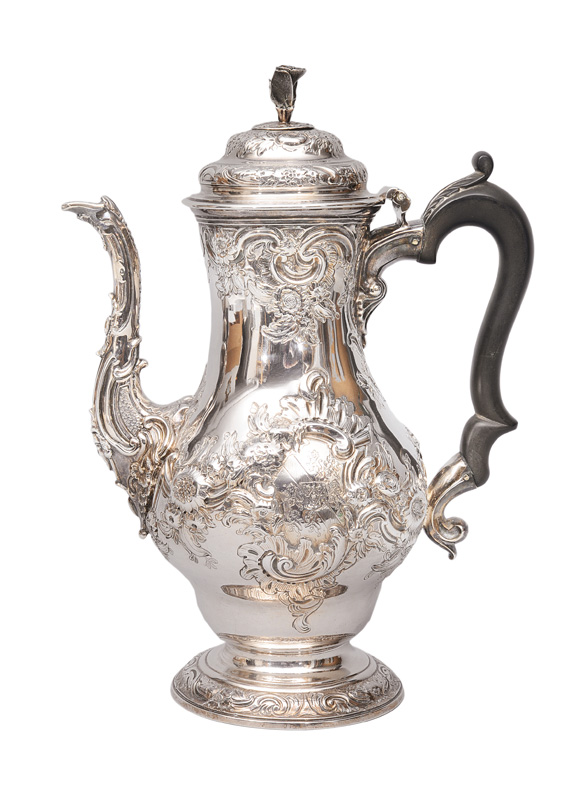 A Georg II coffee pot