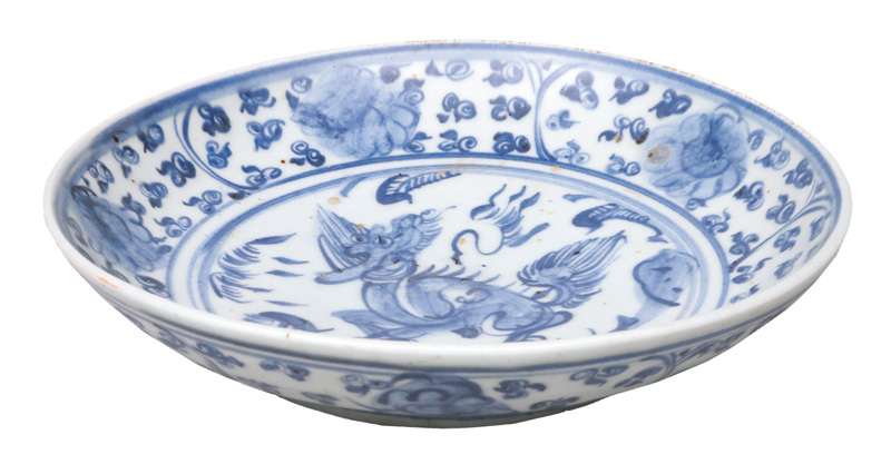 A plate with Qilin