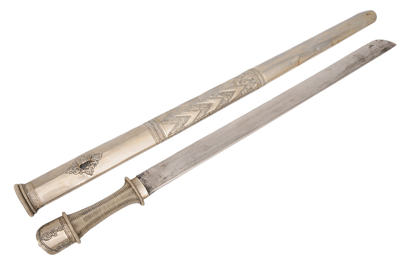 A sword "Ke Tri"