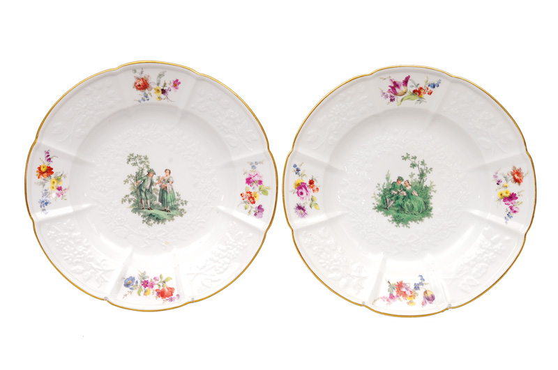 A pair of plates with Watteau scenes